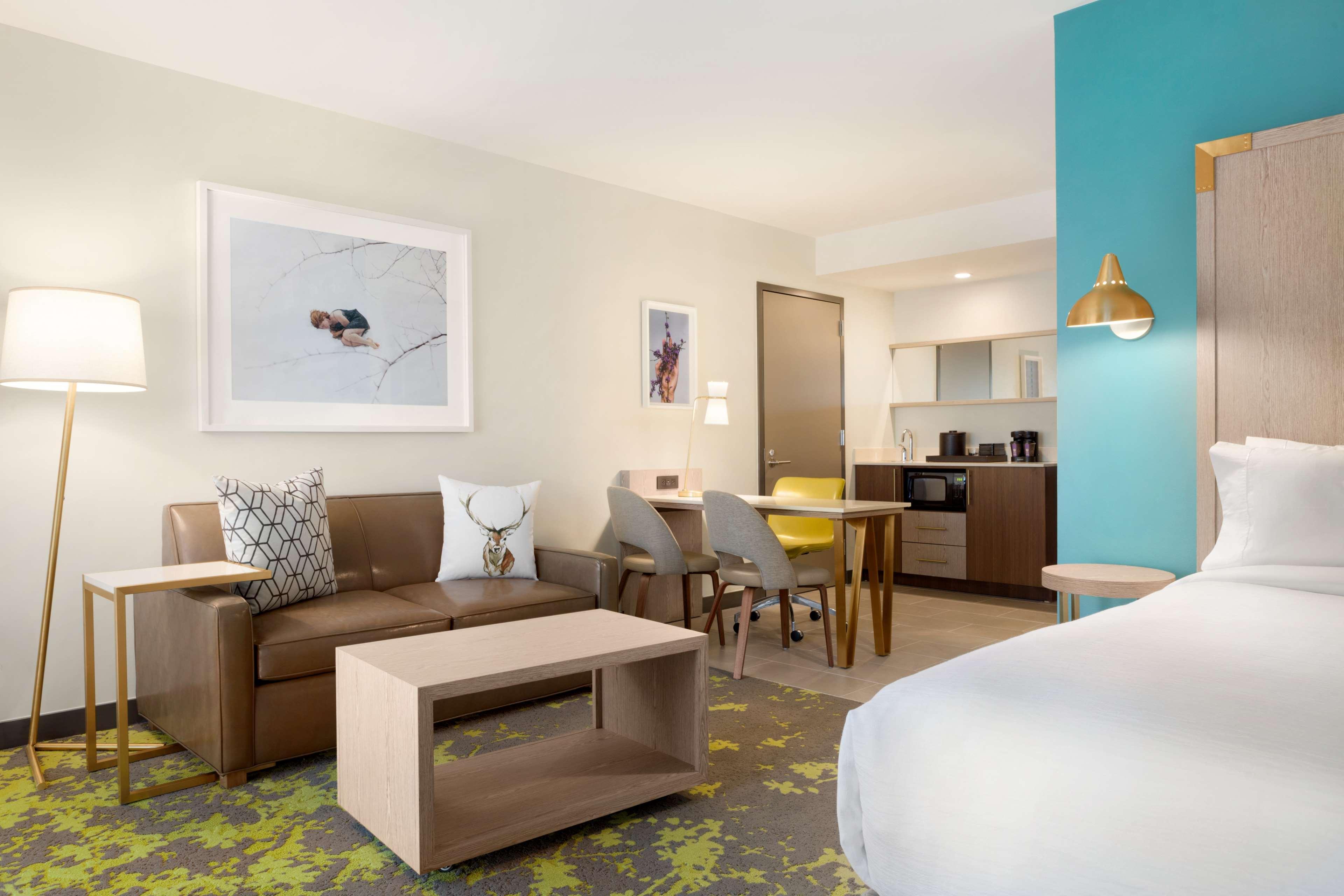 Embassy Suites By Hilton Boulder Esterno foto