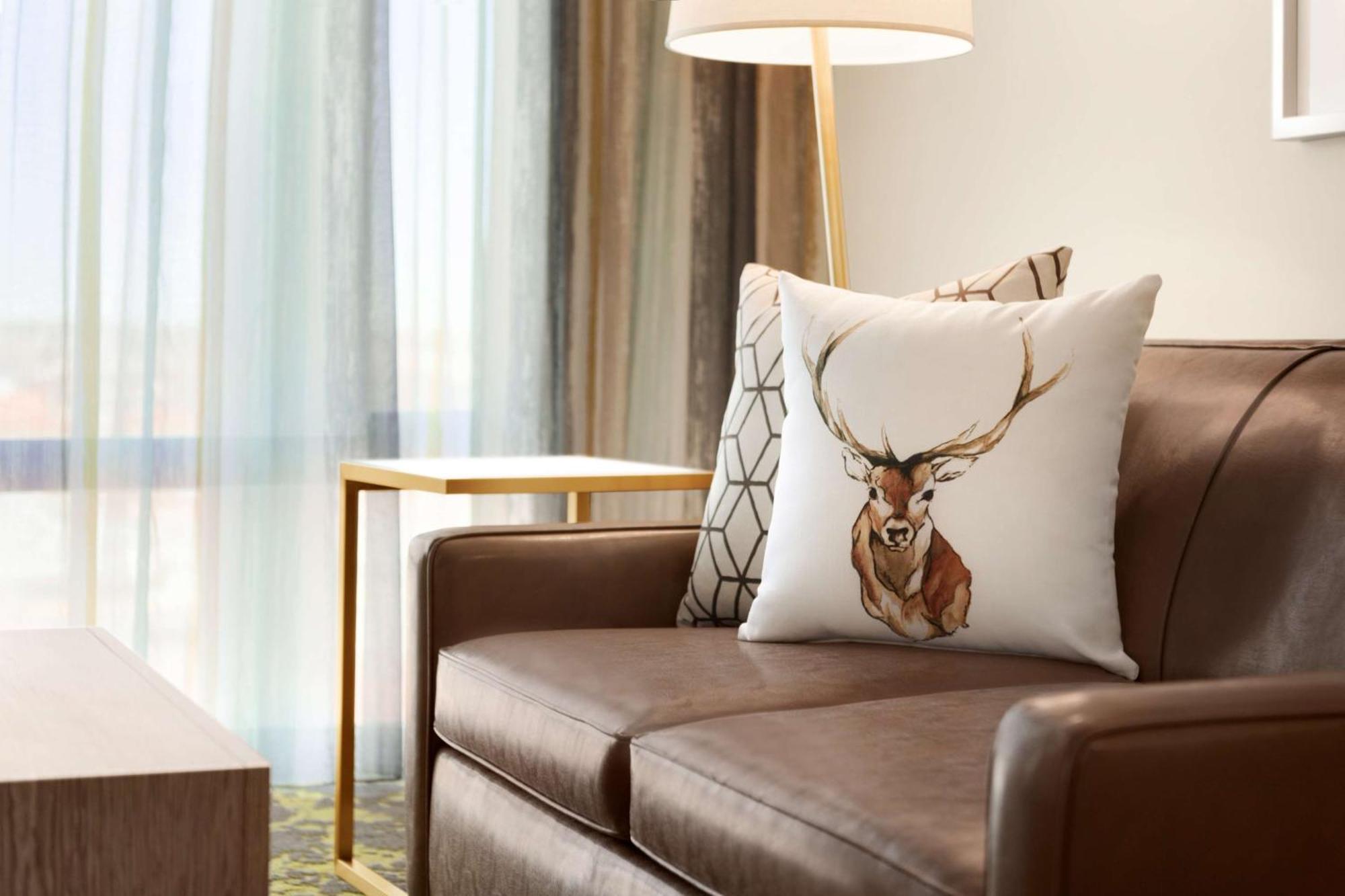 Embassy Suites By Hilton Boulder Esterno foto